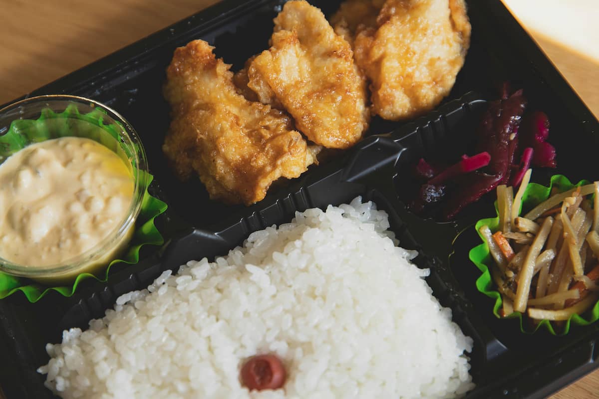 Kemasan Bento : Bekal Makanan Yang Praktis Dibawa Kemanapun