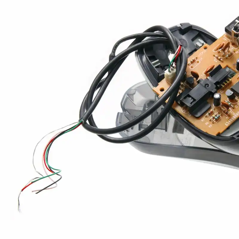 Komponen Elektronik Dari Bahan Baku Biji Plastik