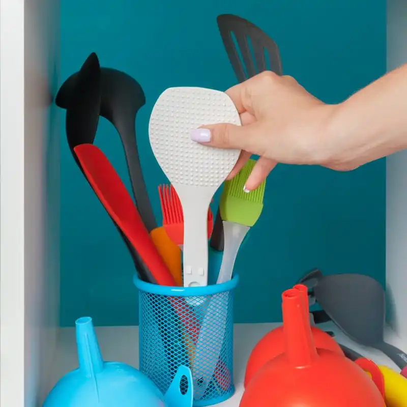 Peralatan Dapur Dari Bahan Baku Biji Plastik
