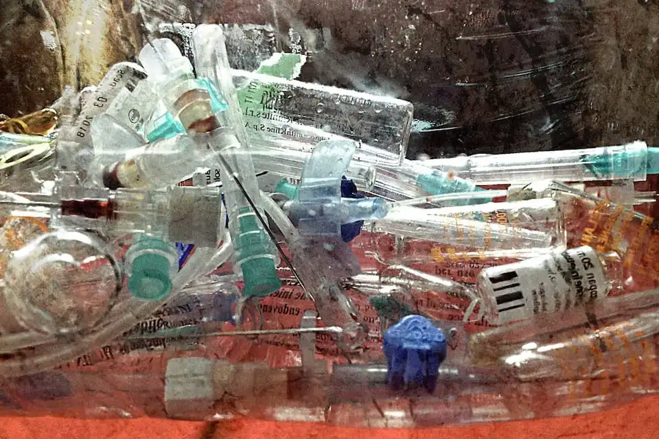 Mengenal Limbah Medis dan Bahayanya Bagi Lingkungan Sekitar